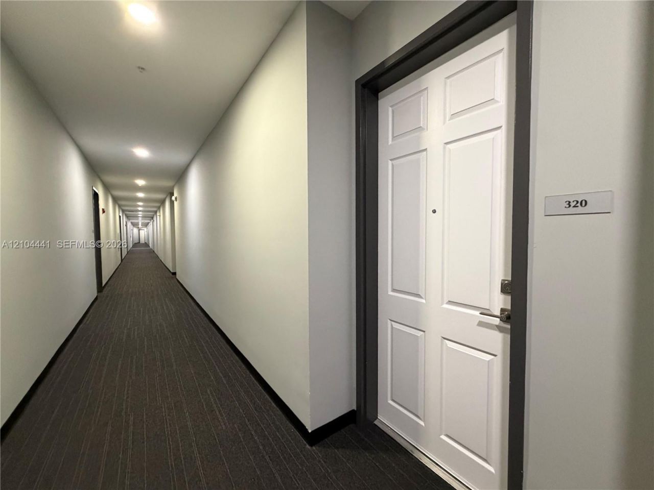 2100 Van Buren St , Unit 320, Hollywood, FL 33020 Photo