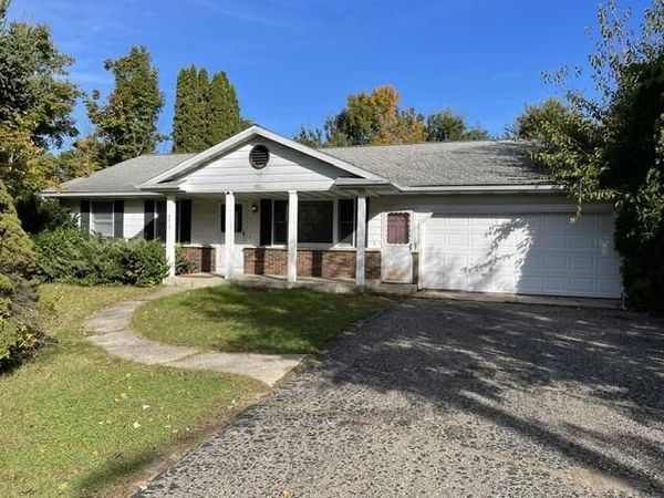 4618 Dunhill Terrace, Kalamazoo, MI 49006