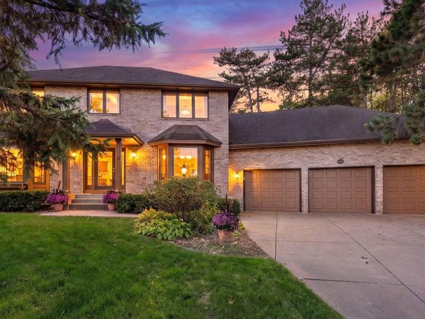 1289 Donegal Bay, Woodbury, MN 55125