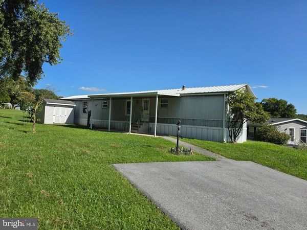 50 EAGLE DRIVE, NEW PROVIDENCE, PA 17560