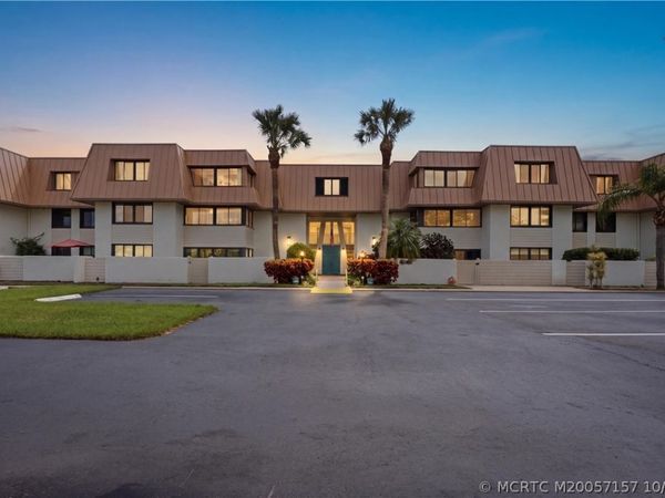 1800 SE Saint Lucie Boulevard, Unit 7-201, Stuart, FL 34996