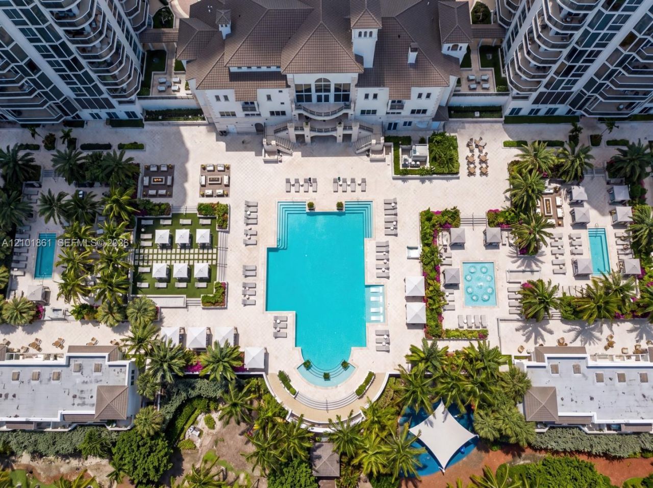 4779 Collins Ave , Unit 1908, Miami Beach, FL 33140 Photo
