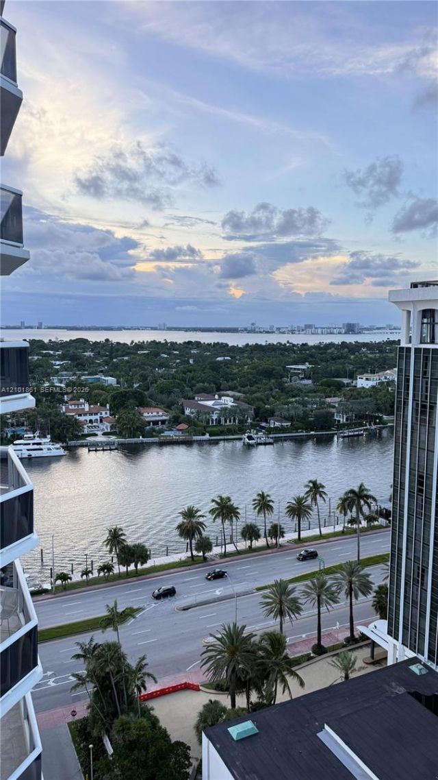 4779 Collins Ave , Unit 1908, Miami Beach, FL 33140 Photo