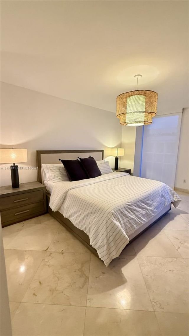 4779 Collins Ave , Unit 1908, Miami Beach, FL 33140 Photo