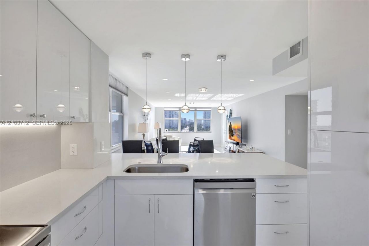 201 N Ocean Blvd , Unit 904, Pompano Beach, FL 33062 Photo