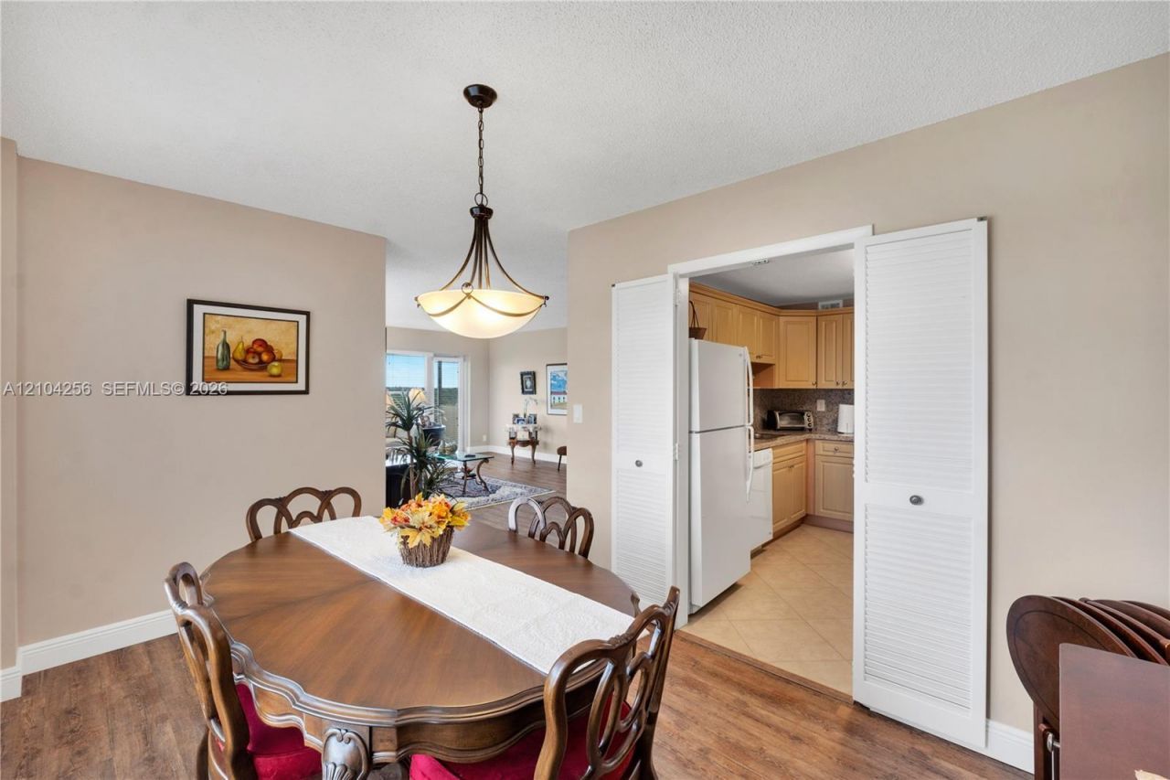 10777 W Sample Rd , Unit 907, Coral Springs, FL 33065 Photo