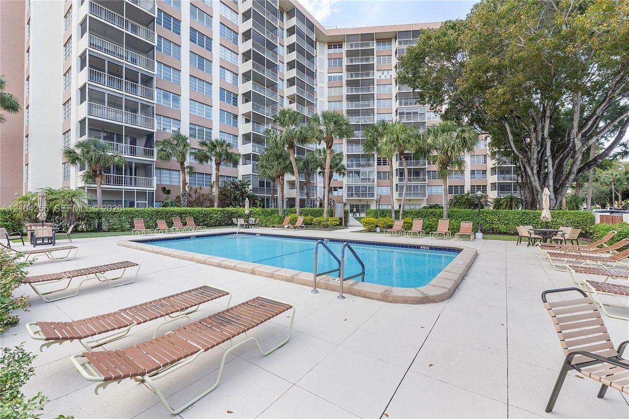 10777 W Sample Rd , Unit 907, Coral Springs, FL 33065 Photo