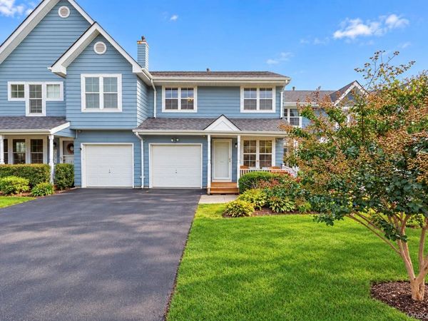 41 Maple Wing Drive, Central Islip, NY 11722