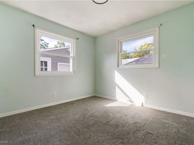 3194 S Bender Avenue, Akron, OH 44319 Photo 26