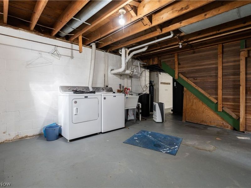 3194 S Bender Avenue, Akron, OH 44319 Photo 30