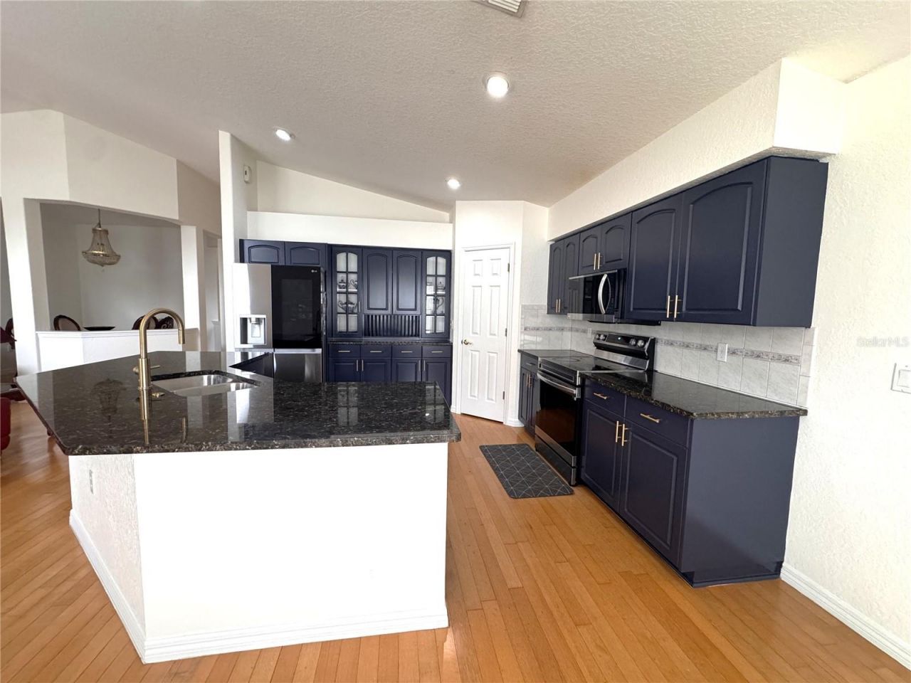 12935 Pineforest Way W, Largo, FL 33773 Photo