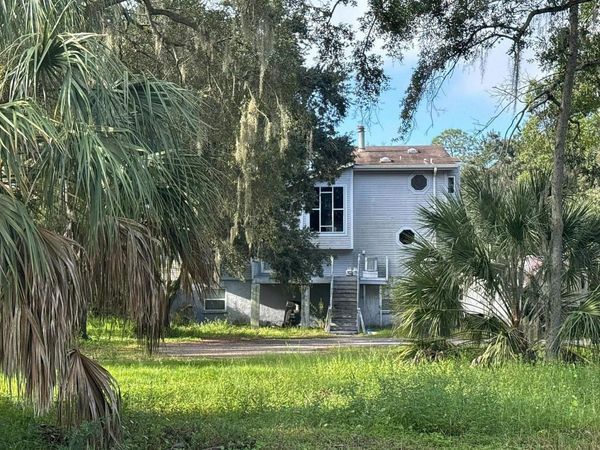 1010 Gilford Street , Other Florida, FL 34677