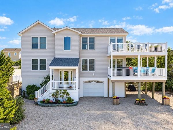6 W UNION AVENUE, HARVEY CEDARS, NJ 08008