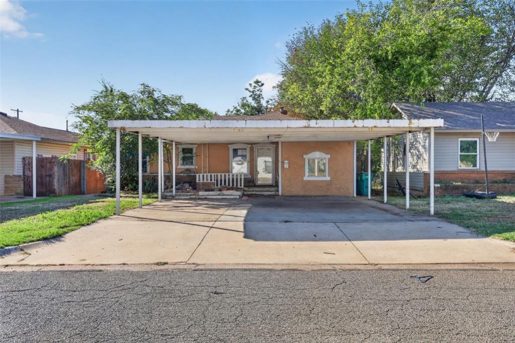 928 SW 52nd Street, Oklahoma City, OK 73109 Main Photo