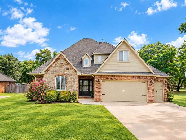 4004 W Woodland Trails, Stillwater, OK 74074