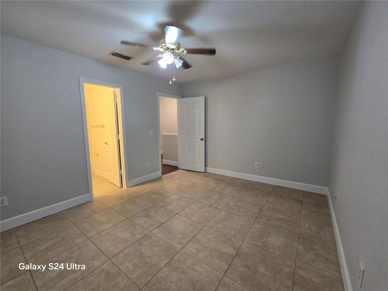 1611 Shady Ridge Court , Unit 260, Orlando, FL 32807 Photo