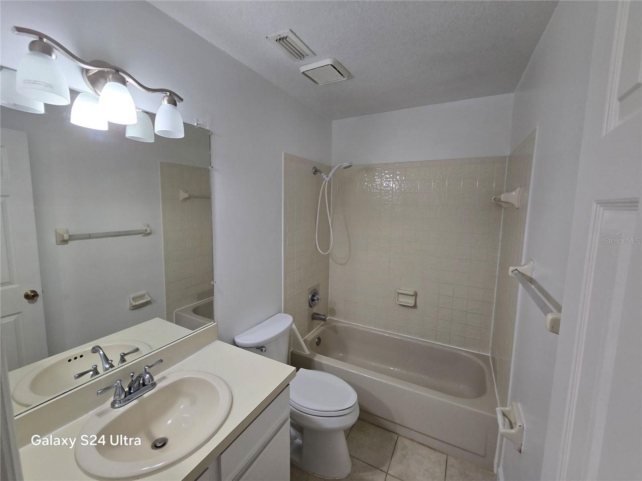 1611 Shady Ridge Court , Unit 260, Orlando, FL 32807 Photo
