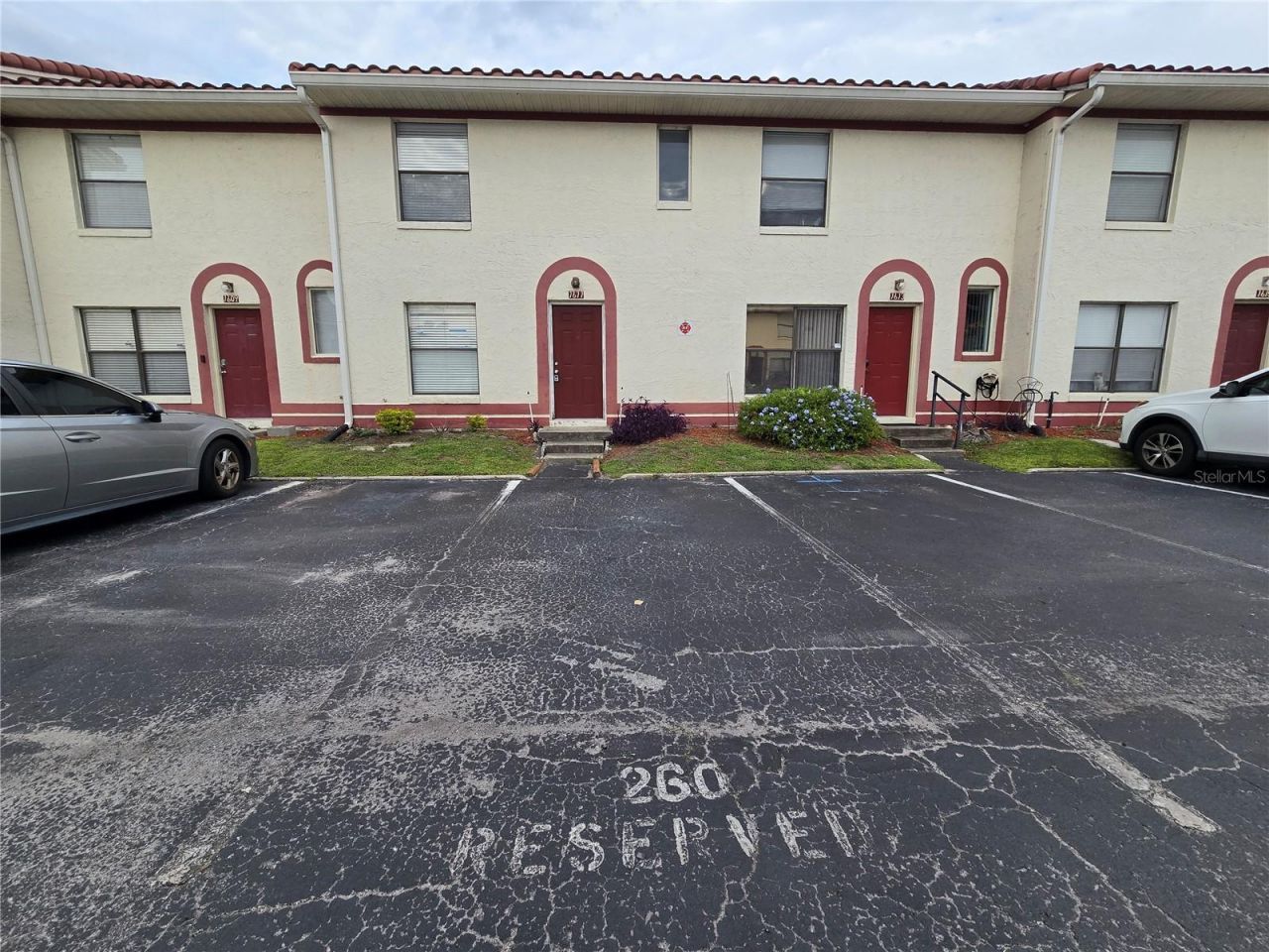 1611 Shady Ridge Court , Unit 260, Orlando, FL 32807 Photo