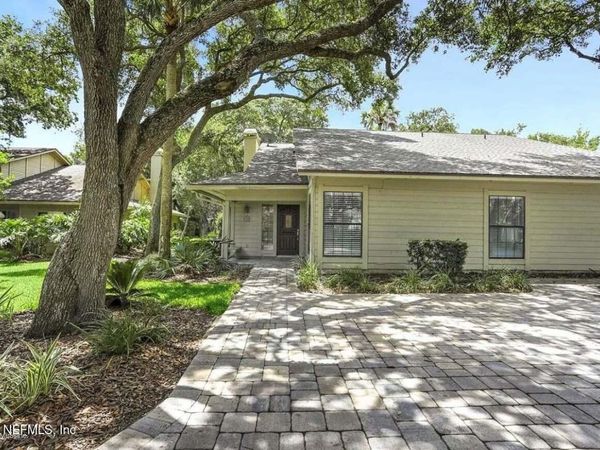 14 SEA WINDS Lane N, Unit 14, Ponte Vedra Beach, FL 32082