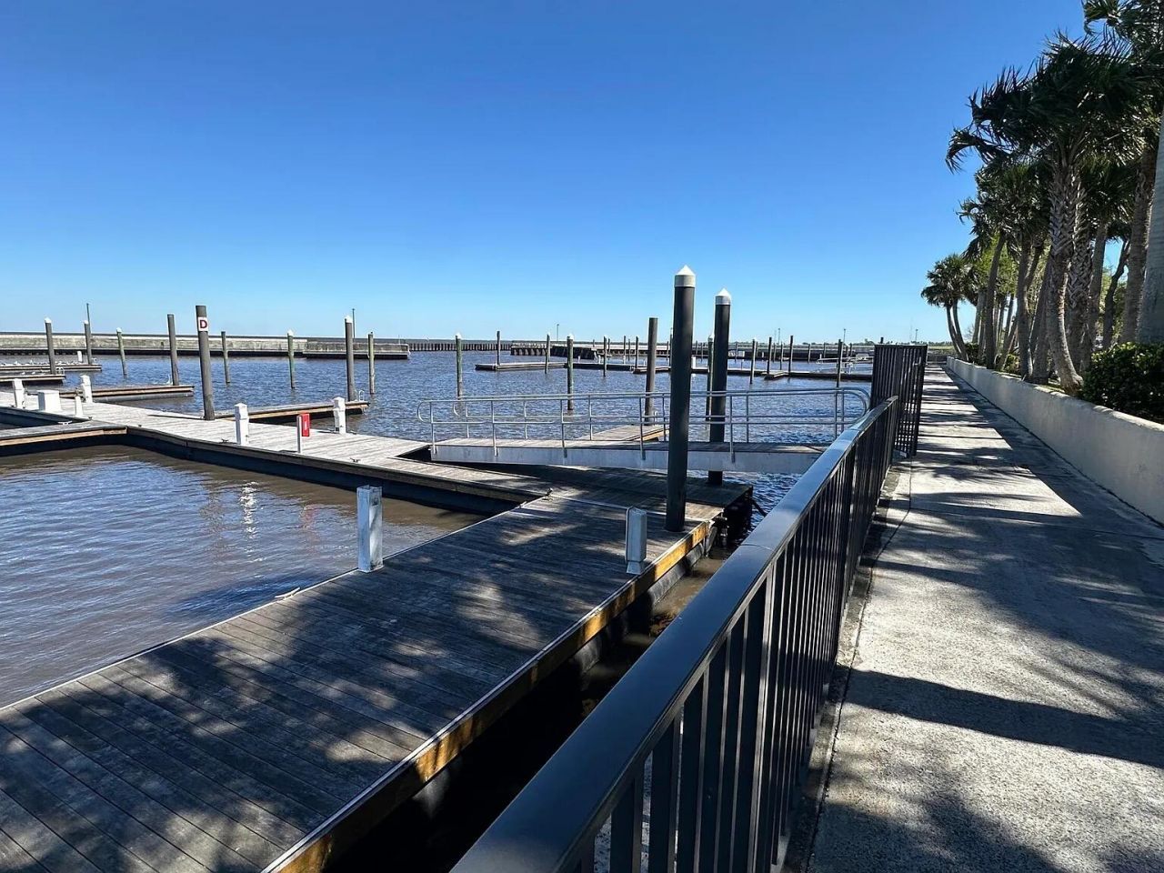 1977 E Main Street, Pahokee, FL 33476 Photo