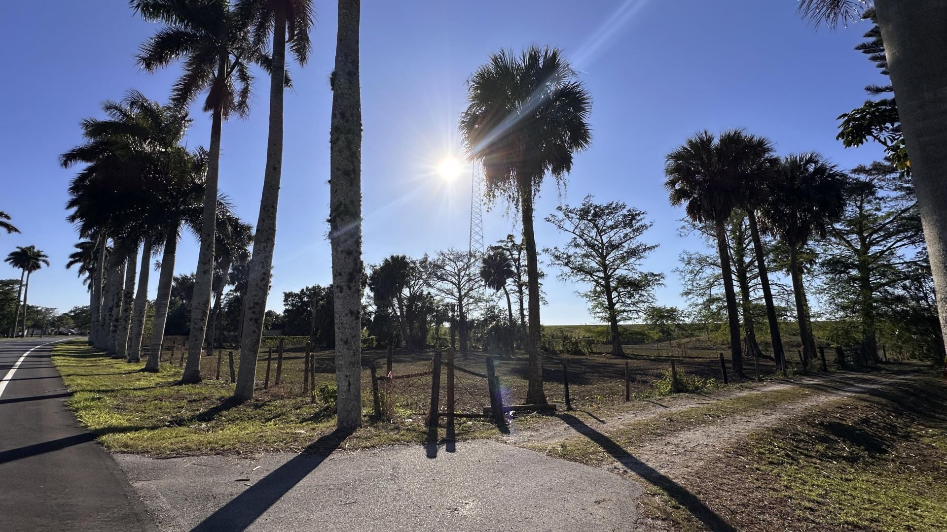 1977 E Main Street, Pahokee, FL 33476 Photo