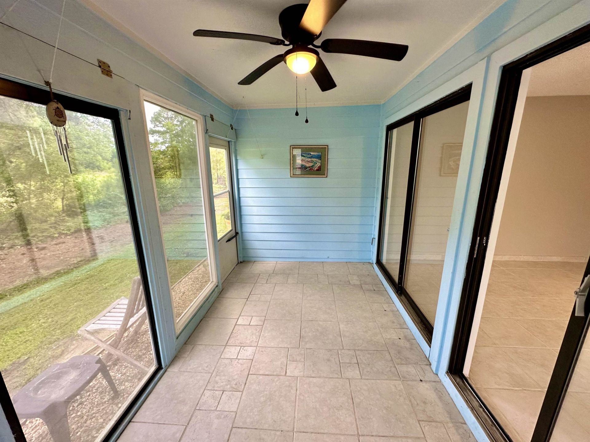 500 Fairway Village Dr. Photo 17