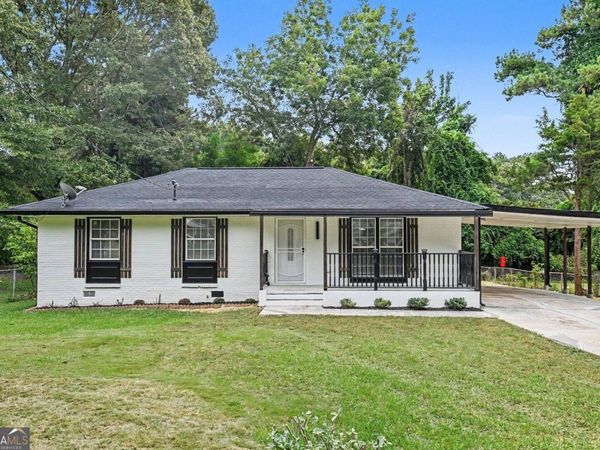 2676 Beacon Drive, Atlanta, GA 30349
