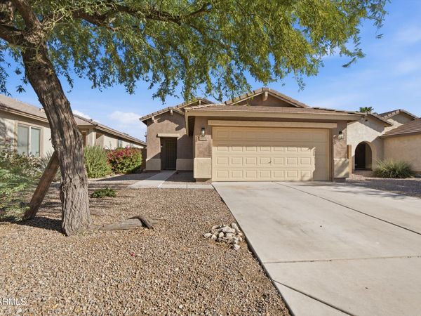 2272 W GOLD DUST Avenue, San Tan Valley, AZ 85144