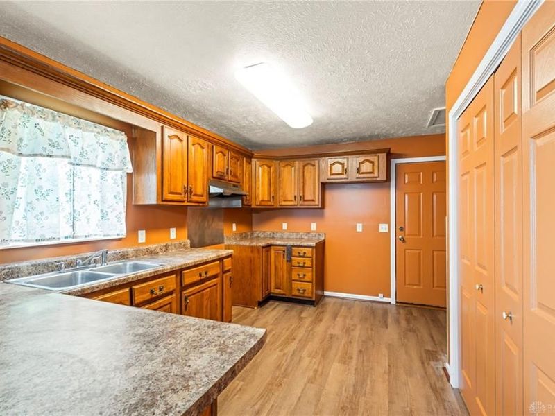 261 Boyer Street, Dayton, OH 45402 Photo 9