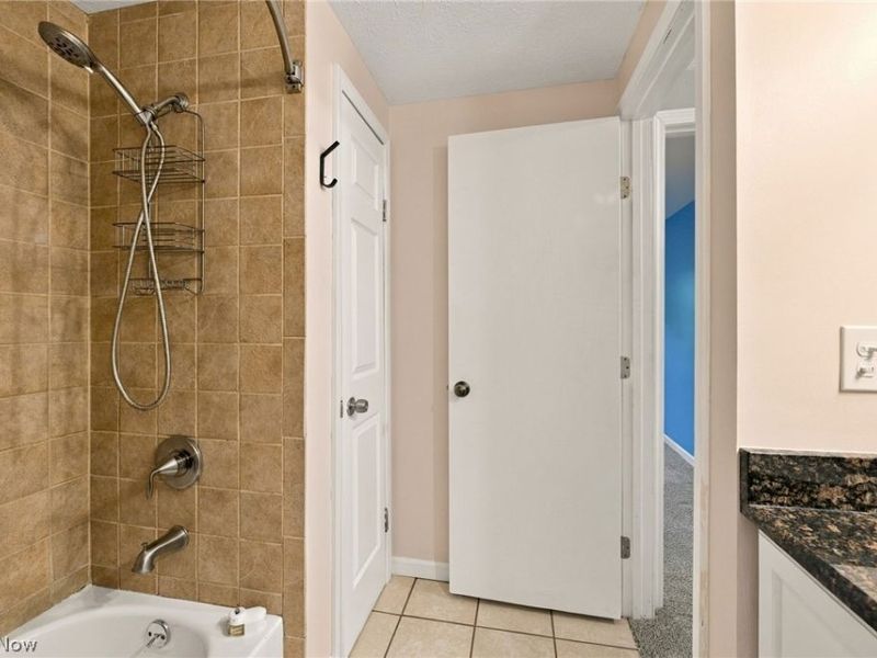 1910 King James Parkway, Unit 28, Westlake, OH 44145 Photo 19