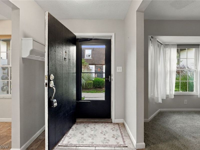 1910 King James Parkway, Unit 28, Westlake, OH 44145 Photo 24