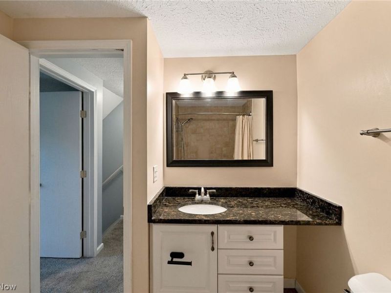 1910 King James Parkway, Unit 28, Westlake, OH 44145 Photo 31