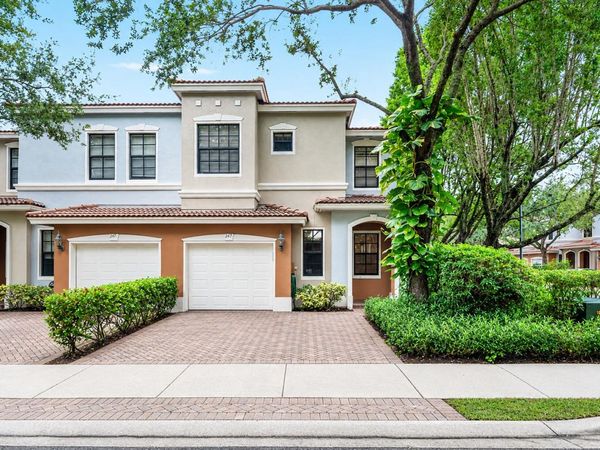247 W Chrystie Circle, Delray Beach, FL 33484