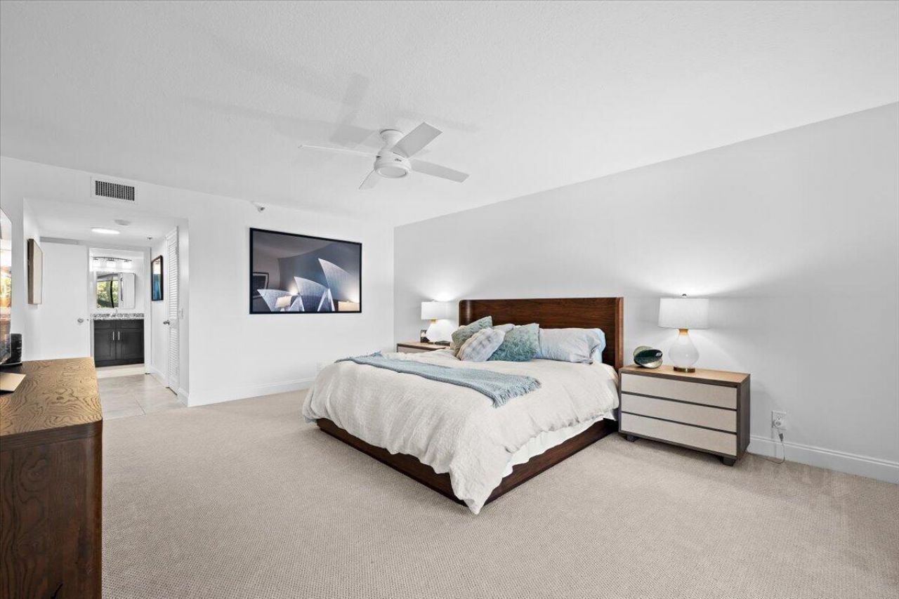 50 S Beach Road, Unit 101, Tequesta, FL 33469 Photo