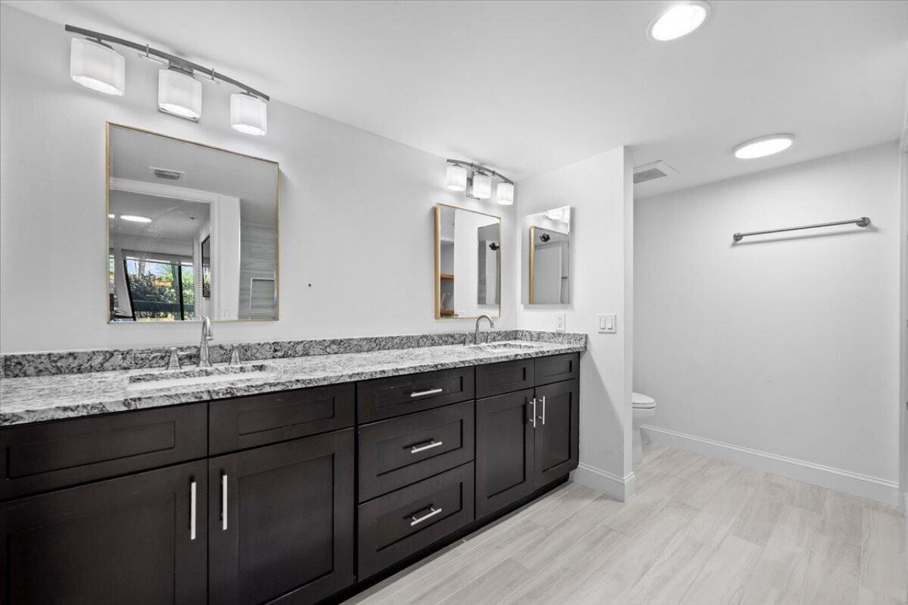 50 S Beach Road, Unit 101, Tequesta, FL 33469 Photo