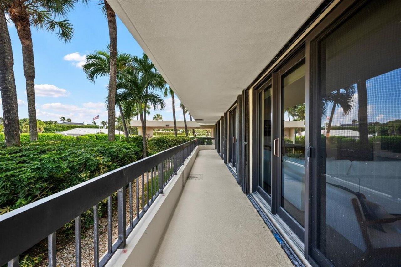 50 S Beach Road, Unit 101, Tequesta, FL 33469 Photo