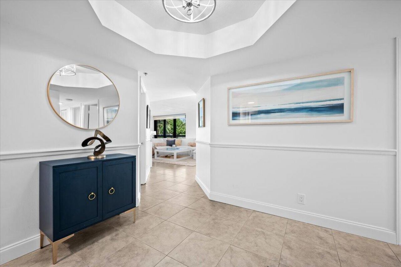 50 S Beach Road, Unit 101, Tequesta, FL 33469 Photo