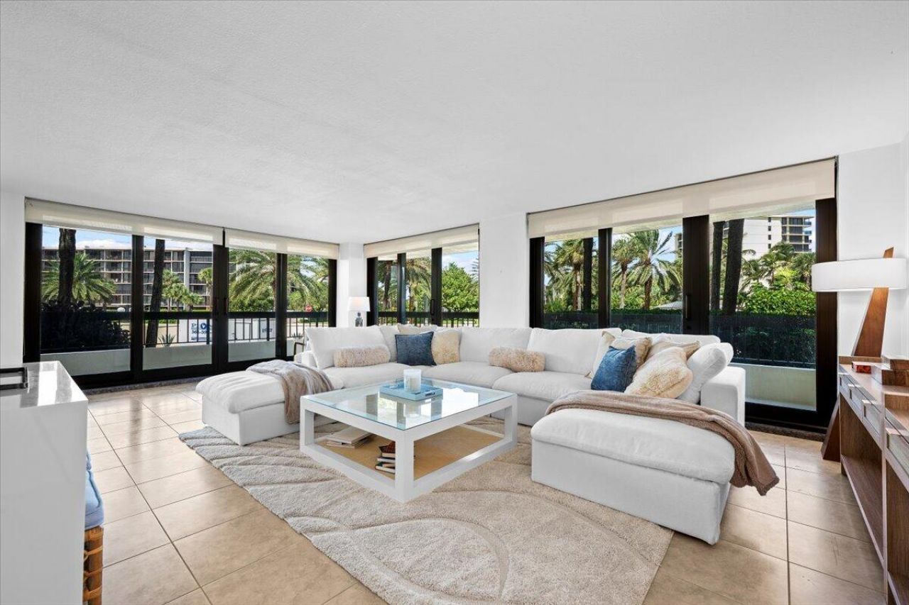 50 S Beach Road, Unit 101, Tequesta, FL 33469 Photo