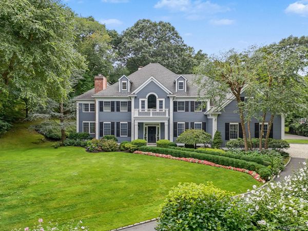 9 Trails End, Chappaqua, NY 10514