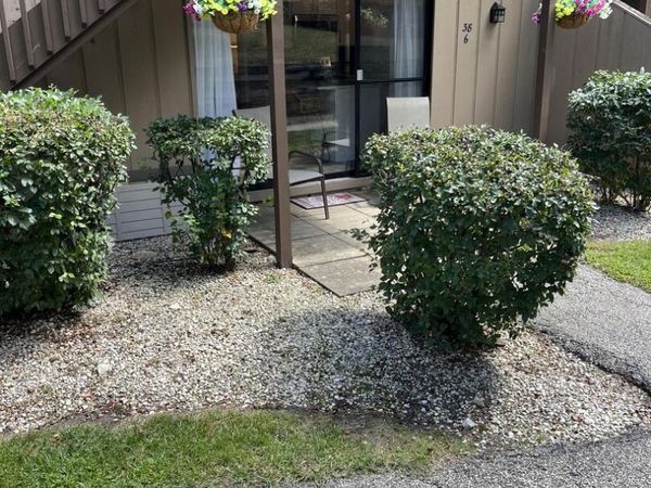 38 N Bermuda Colony , Unit 6, Fox Lake, IL 60020