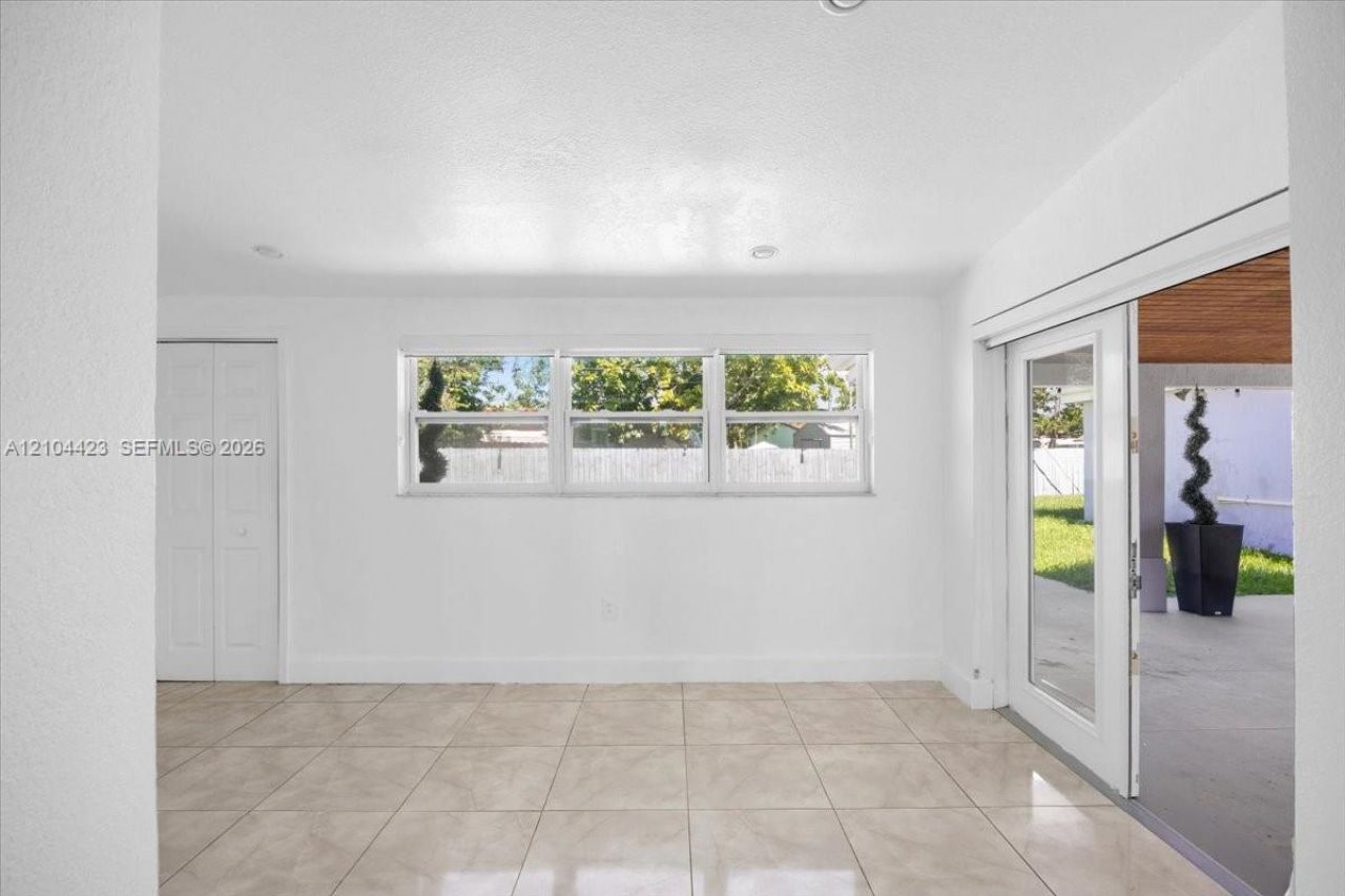 12745 SW 19th St , Miami, FL 33175 Photo
