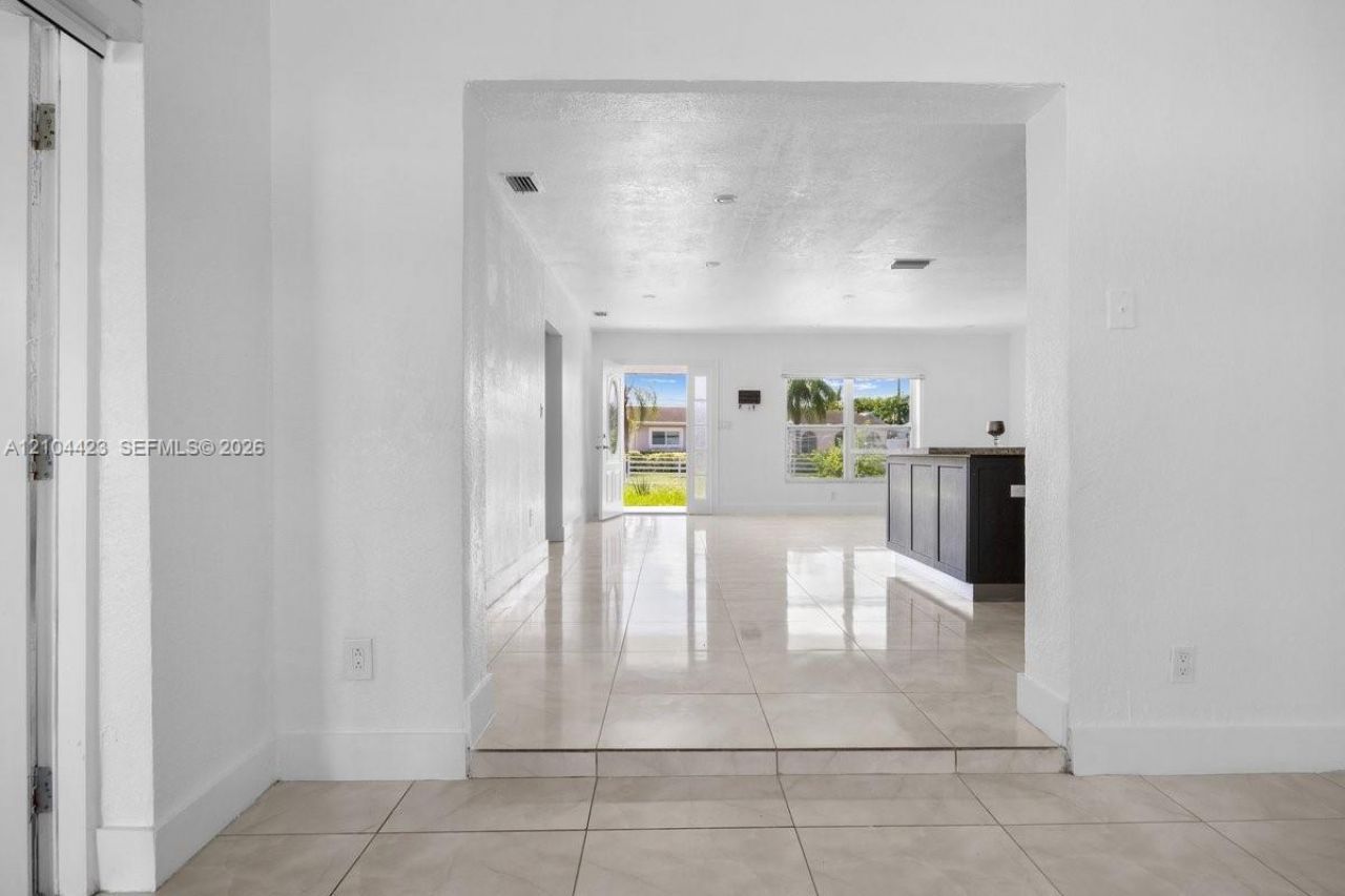 12745 SW 19th St , Miami, FL 33175 Photo