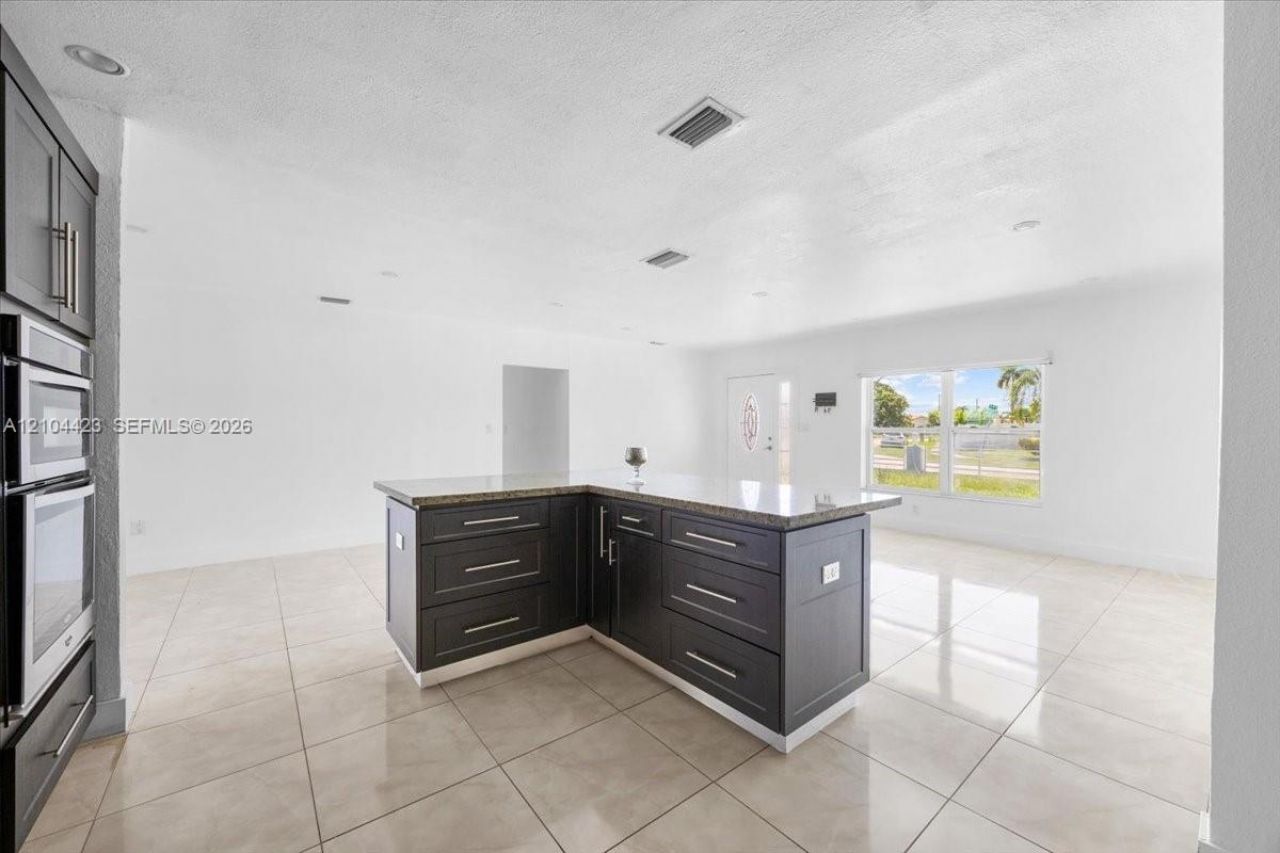 12745 SW 19th St , Miami, FL 33175 Photo