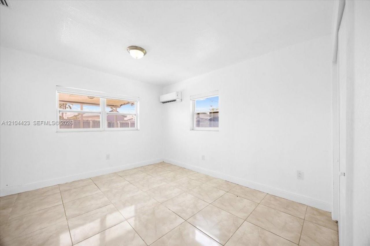 12745 SW 19th St , Miami, FL 33175 Photo