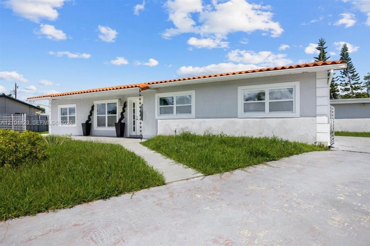 12745 SW 19th St , Miami, FL 33175 Photo