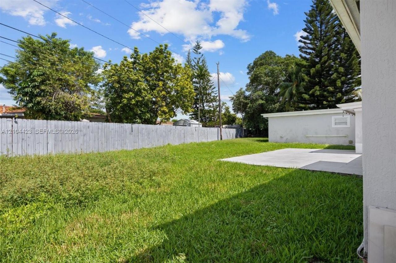 12745 SW 19th St , Miami, FL 33175 Photo