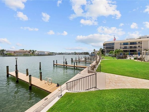 3200 Gulf Shore BLVD N, Unit 107, NAPLES, FL 34103
