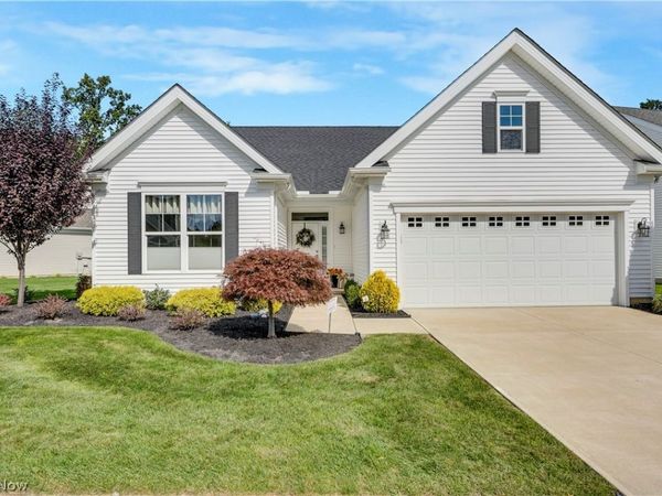 33186 Brookcrest Place , Avon Lake, OH 44012