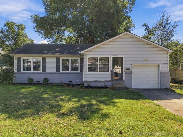 5814 E 18th Street , Tulsa, OK 74112