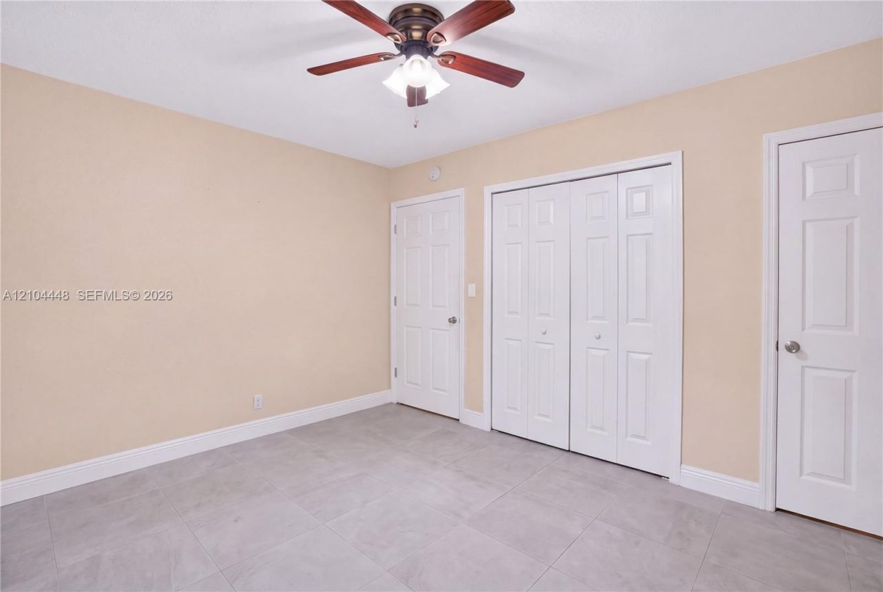 800 SW 129th Pl, Unit 202, Miami, FL 33184 Photo